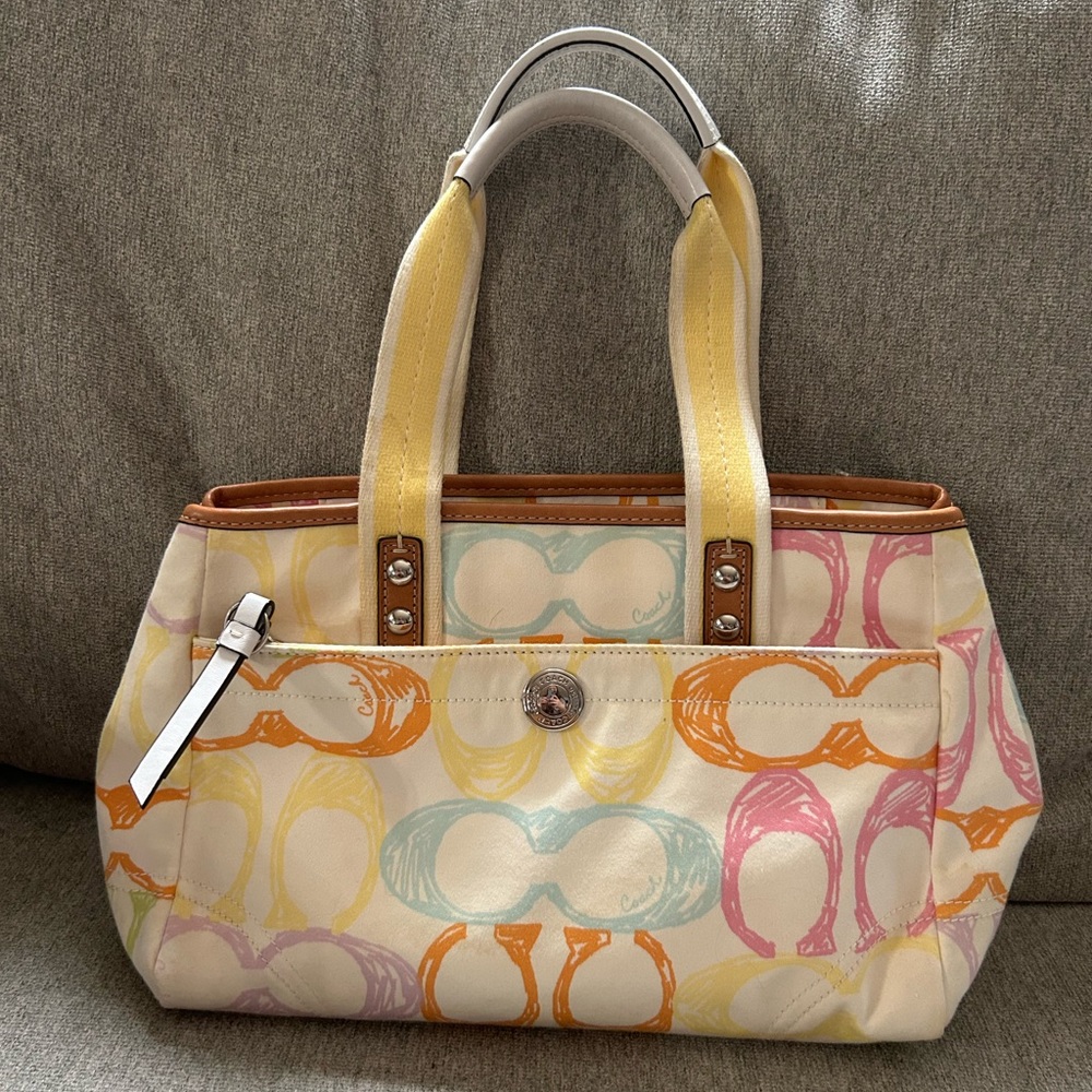Coach spring shoulder bag